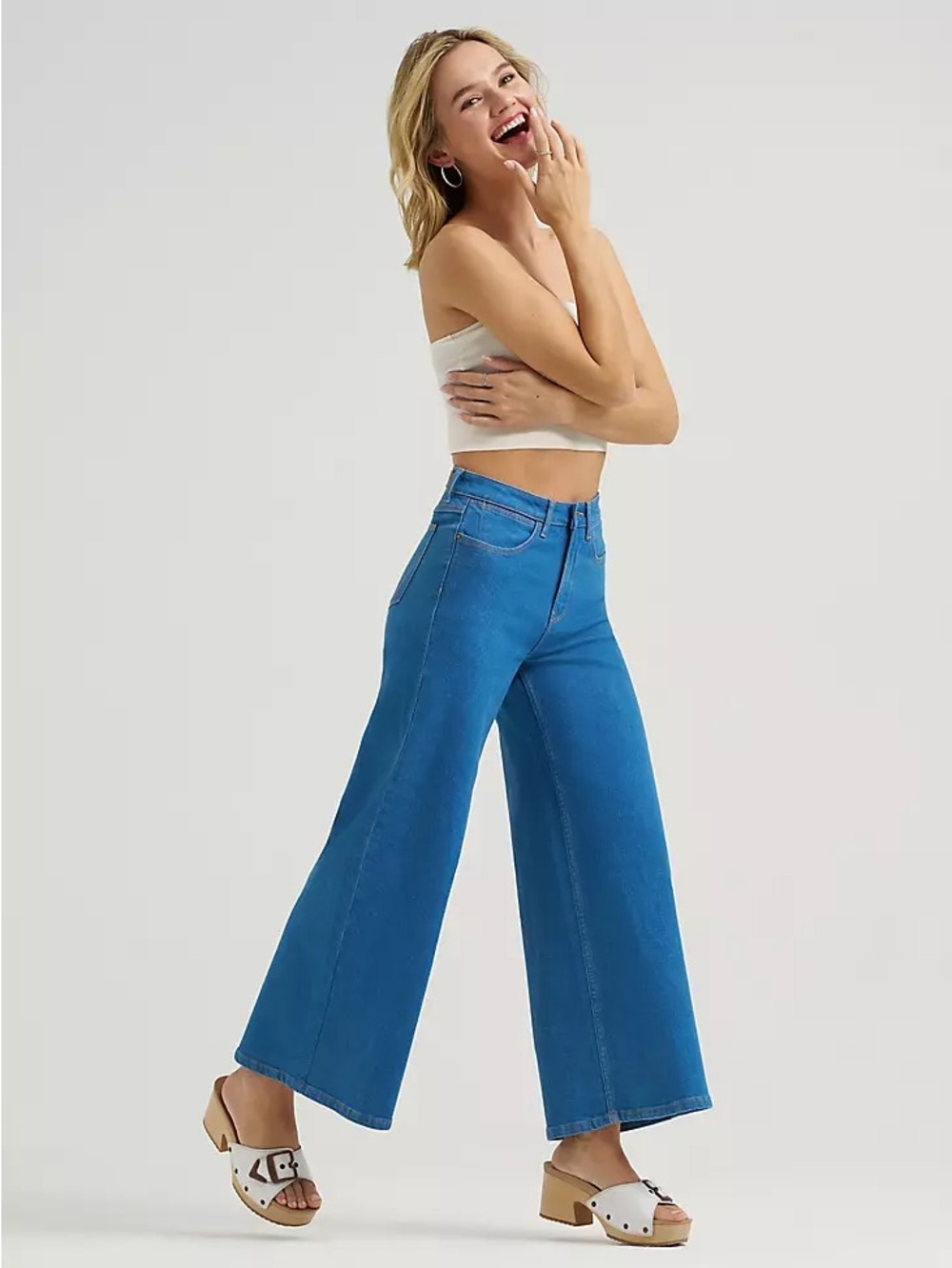 Wrangler Women's High Ride Wide-Leg Crop Jeans